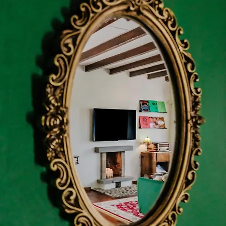 Apartment Ca Dei Fiur A Cozy Nest & Free Parking *